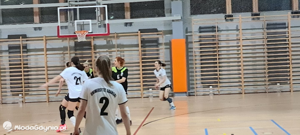 Iskra AMW GDYNIA- Uniwersytet Gdański - 31:40