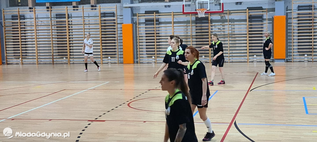 Iskra AMW GDYNIA- Uniwersytet Gdański - 31:40