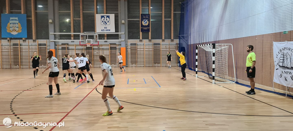 Iskra AMW GDYNIA- Uniwersytet Gdański - 31:40