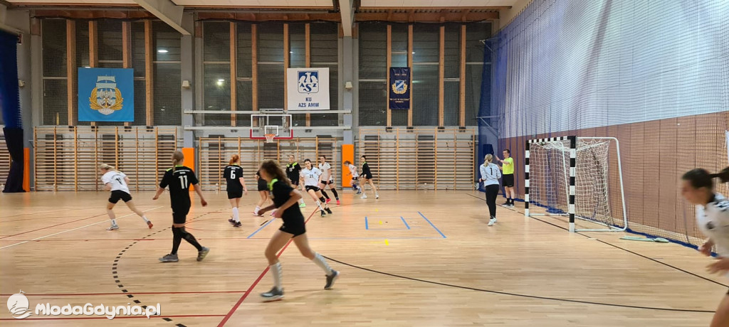 Iskra AMW GDYNIA- Uniwersytet Gdański - 31:40