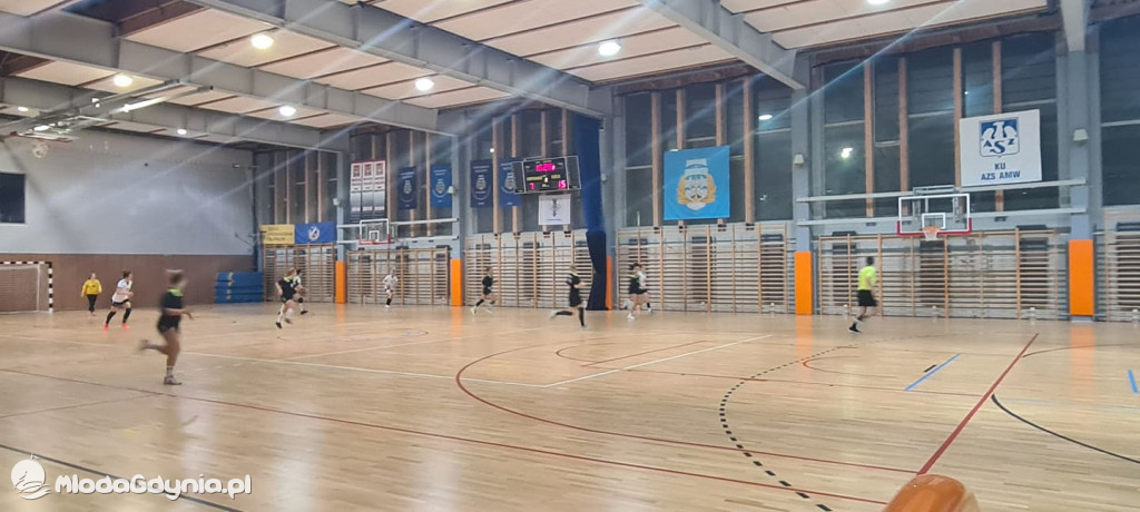 Iskra AMW GDYNIA- Uniwersytet Gdański - 31:40