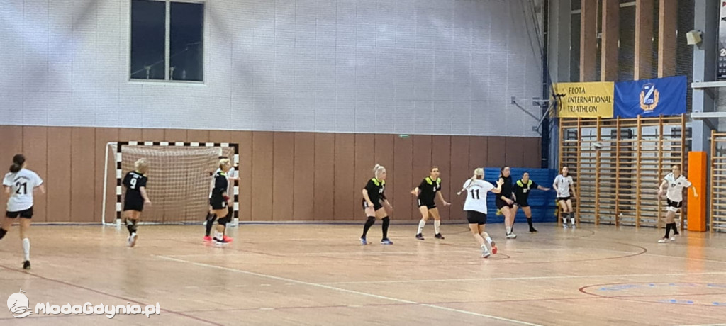 Iskra AMW GDYNIA- Uniwersytet Gdański - 31:40