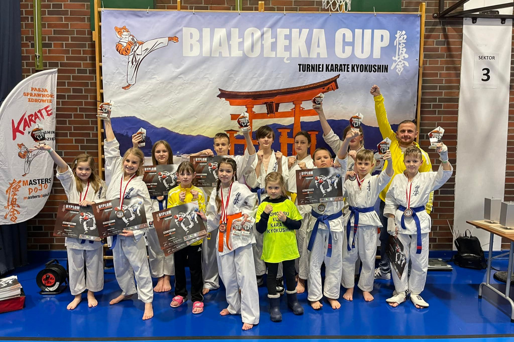 PKKK - 3 MIEJSCE DRUŻYNOWO NA OGÓLNOPOLSKIM TURNIEJU KARATE KYOKUSHIN BIAŁOŁĘKA CUP