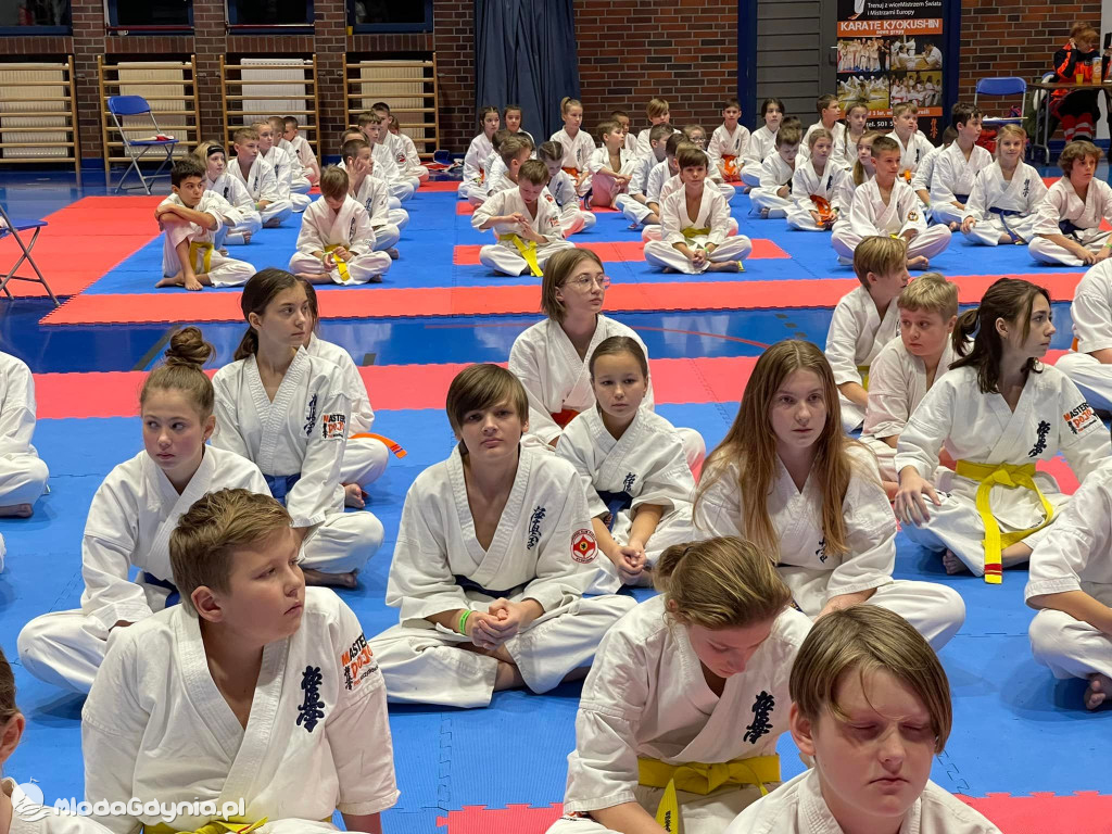 PKKK - 3 MIEJSCE DRUŻYNOWO NA OGÓLNOPOLSKIM TURNIEJU KARATE KYOKUSHIN BIAŁOŁĘKA CUP