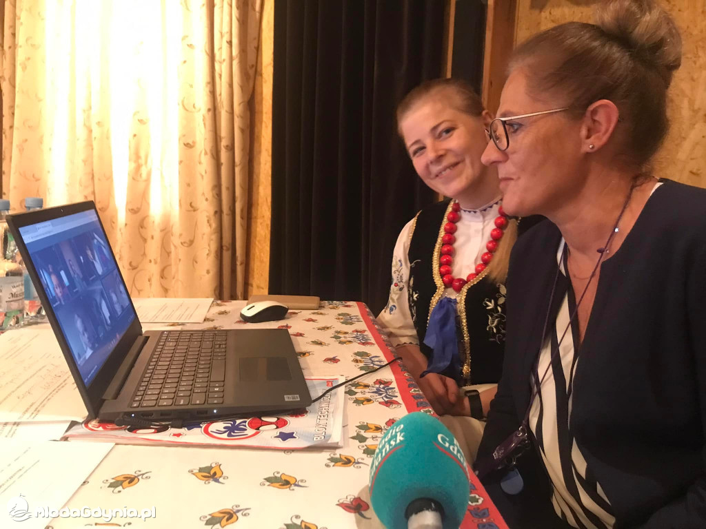 Méster Bëlnégò Czëtaniô - Mistrzowie czytania po kaszubsku spotkali się w Gdyni i Trzepowie
