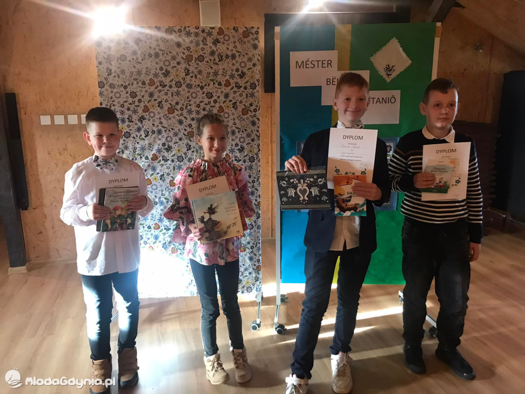 Méster Bëlnégò Czëtaniô - Mistrzowie czytania po kaszubsku spotkali się w Gdyni i Trzepowie