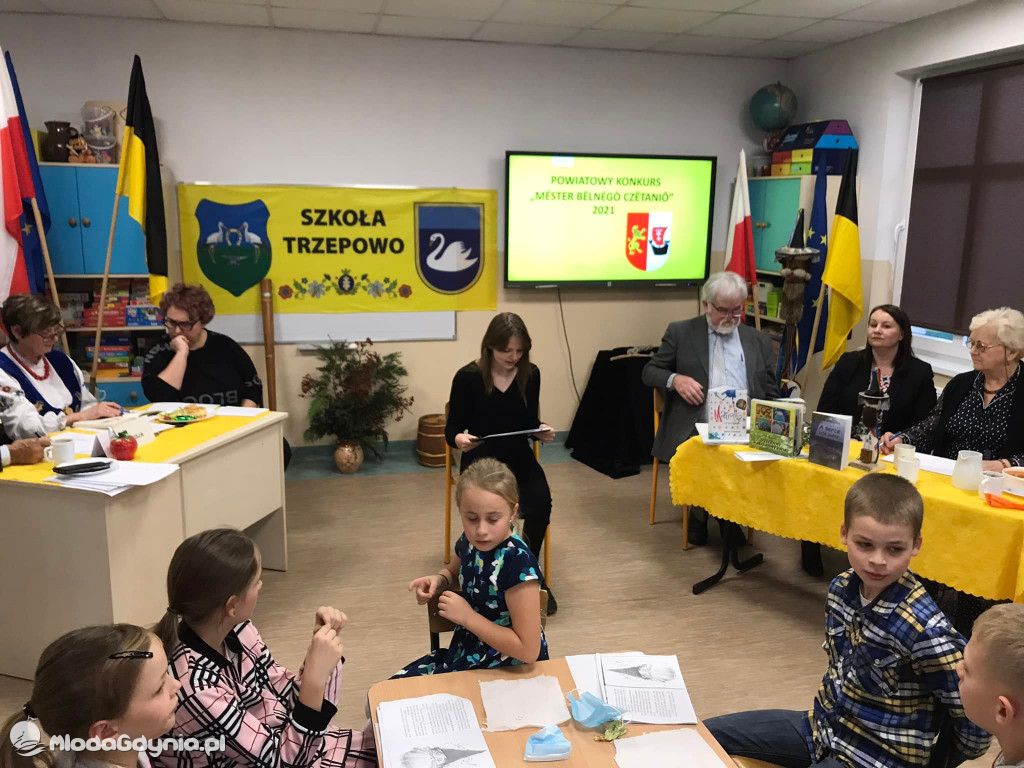 Méster Bëlnégò Czëtaniô - Mistrzowie czytania po kaszubsku spotkali się w Gdyni i Trzepowie
