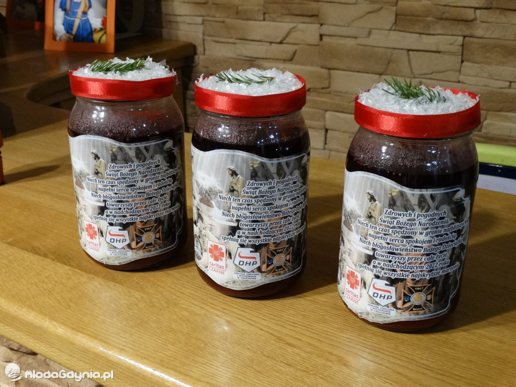 Brygada Inki z paczkami na Święta dla potrzebujących