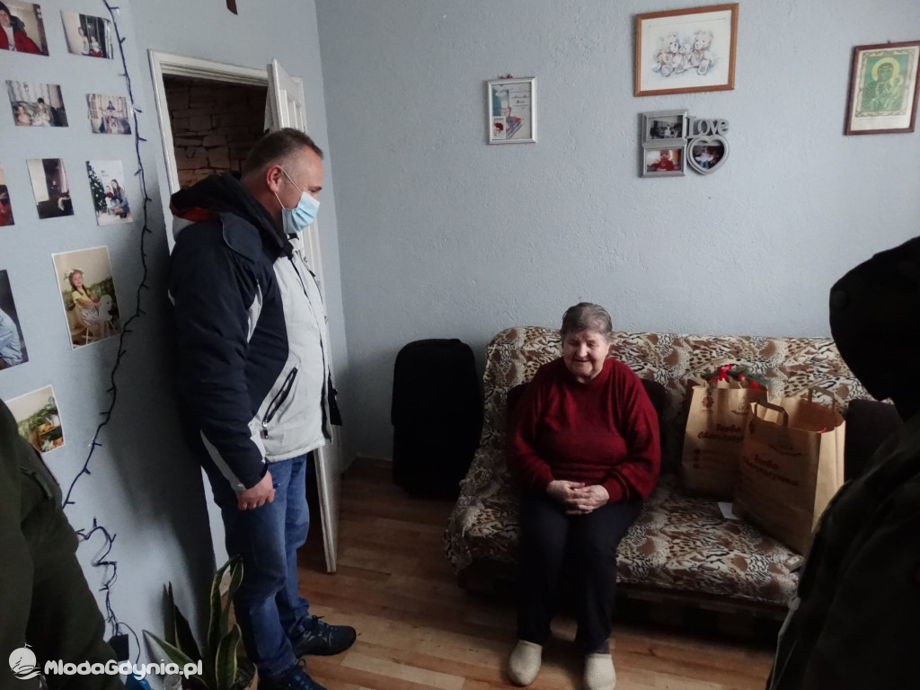 Brygada Inki z paczkami na Święta dla potrzebujących