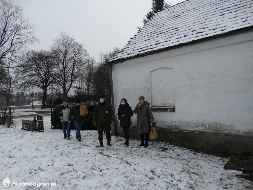 Brygada Inki z paczkami na Święta dla potrzebujących