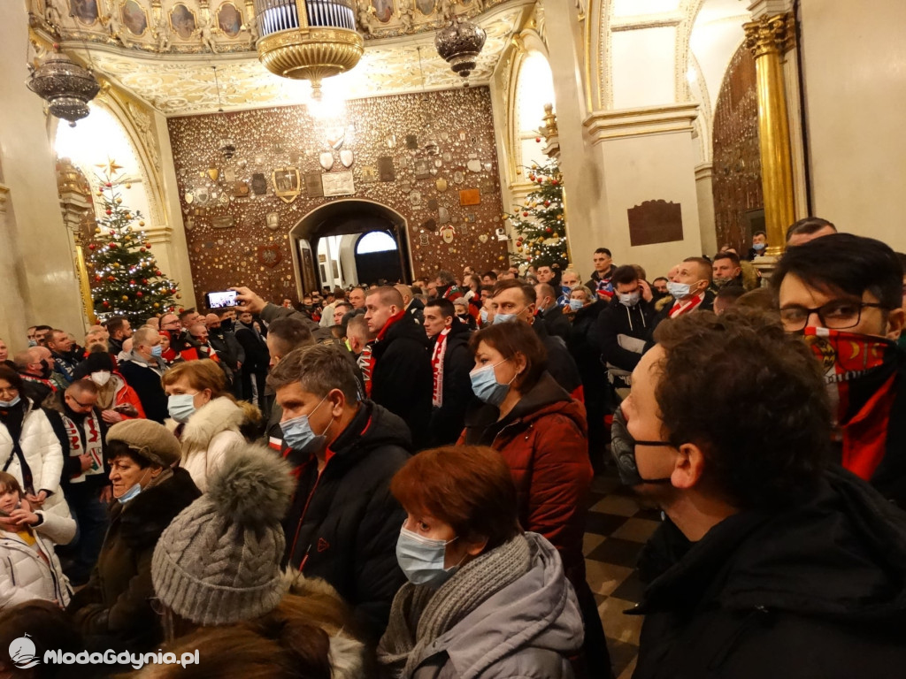 XIV Patriotyczna Pielgrzymka Kibiców pod hasłem Polonia Semper Fidelis, czyli Polska zawsze wierna