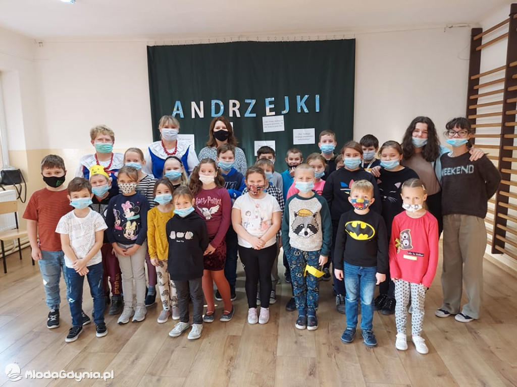 Fundacji pomocy za jeden  uśmiech  - projekt z PROO