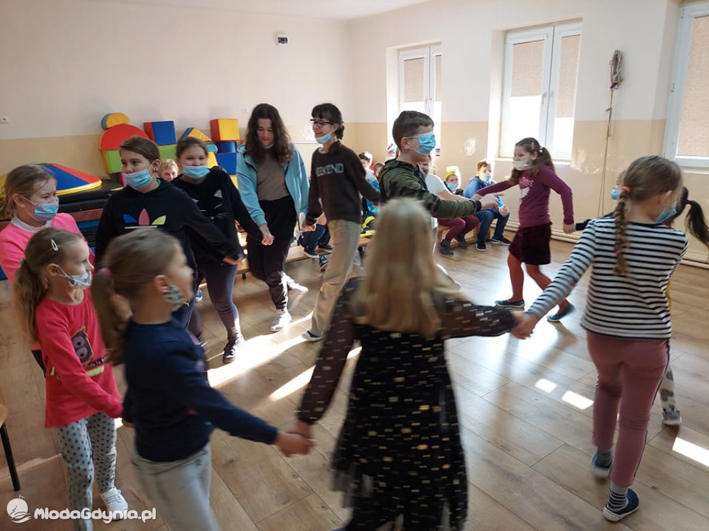 Fundacji pomocy za jeden  uśmiech  - projekt z PROO
