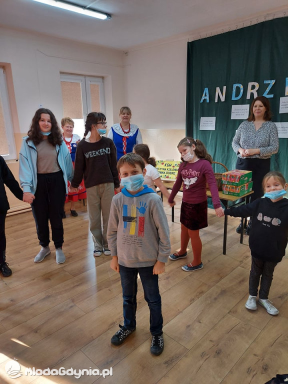 Fundacji pomocy za jeden  uśmiech  - projekt z PROO