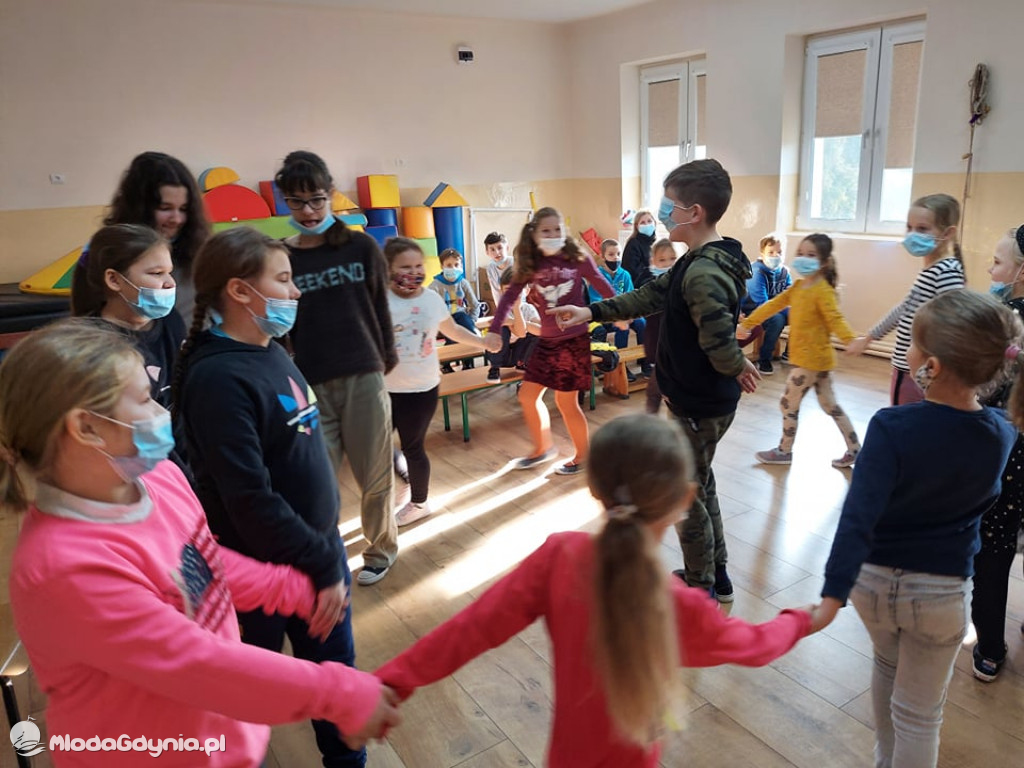 Fundacji pomocy za jeden  uśmiech  - projekt z PROO