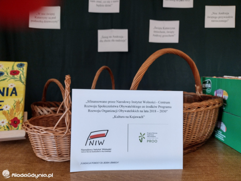 Fundacji pomocy za jeden  uśmiech  - projekt z PROO