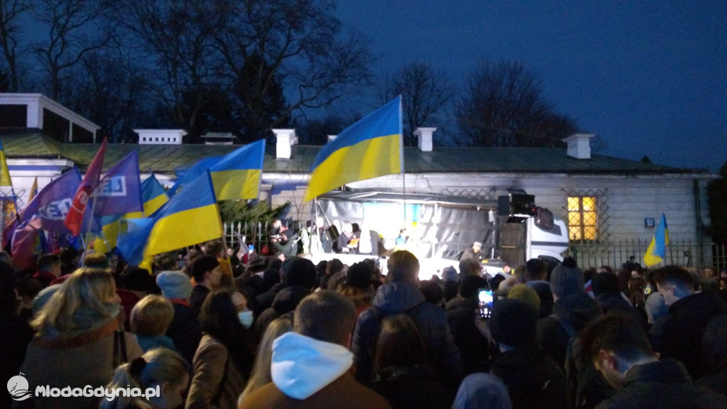 Protest przed Ambasadą Rosji w Warszawie