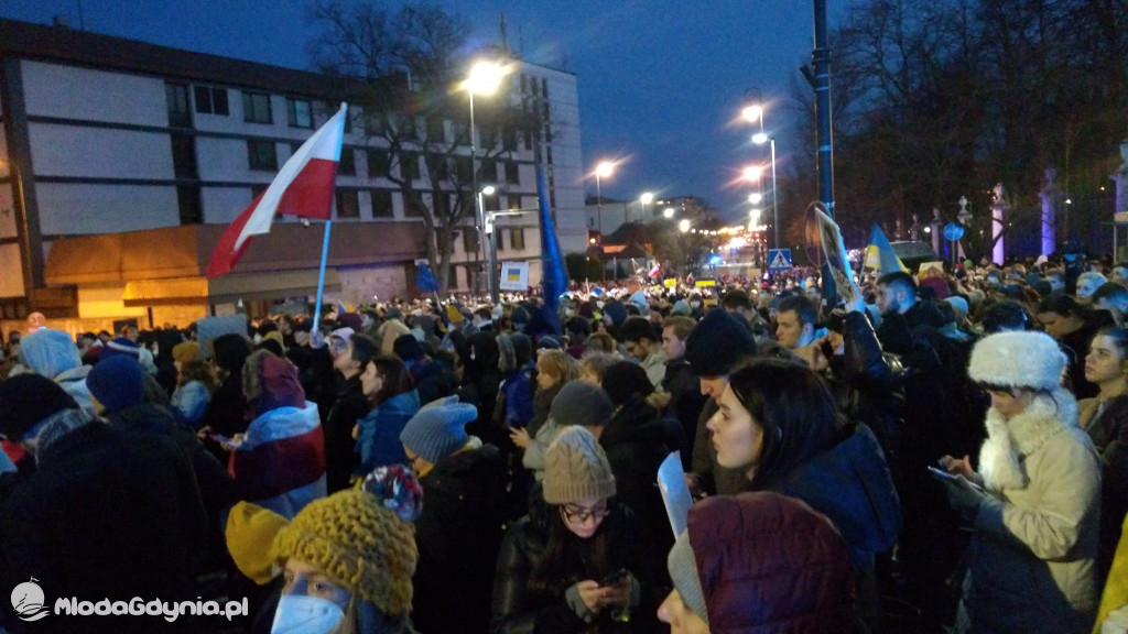 Protest przed Ambasadą Rosji w Warszawie