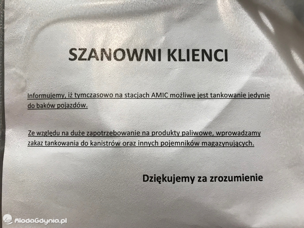 Kolejki na stacjach paliw w Gdyni