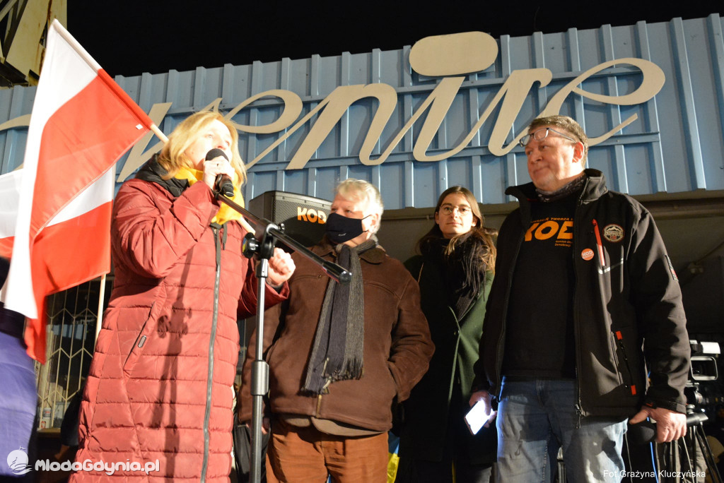 Poparcie dla walczącej Ukrainy w Gdańsku 24.02.2022