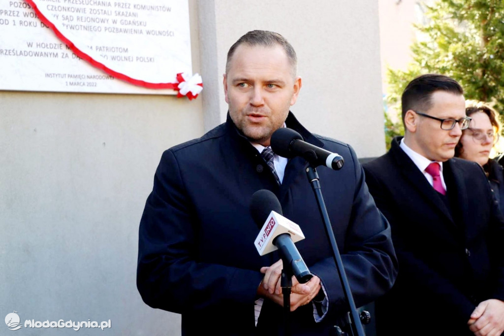 Prezes IPN dr Karol Nawrocki odsłonił tablicę u Jezuitów