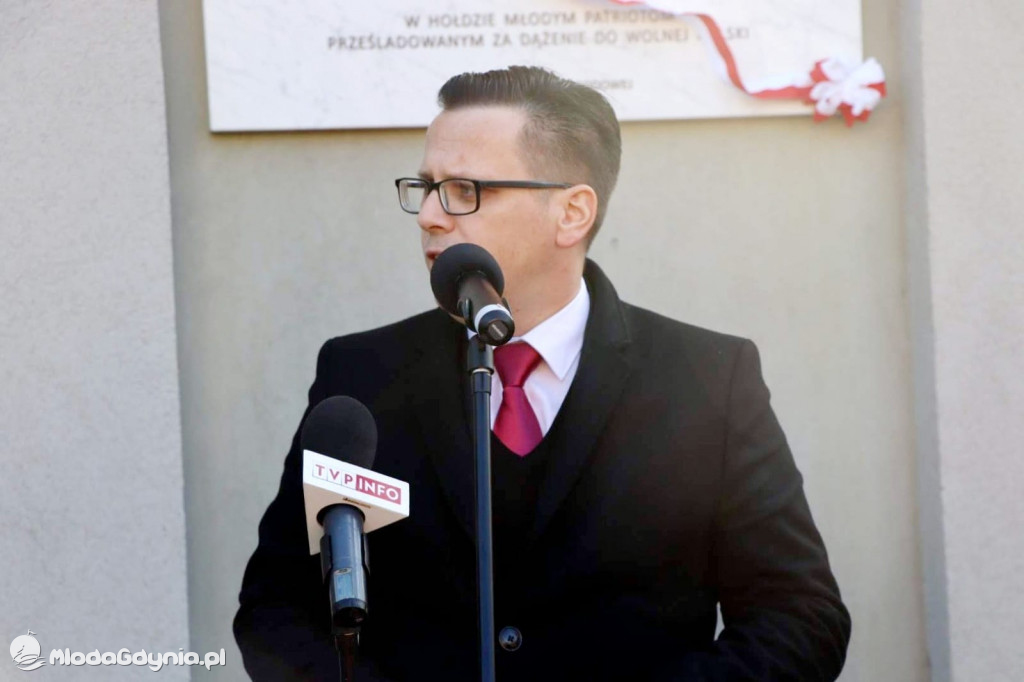Prezes IPN dr Karol Nawrocki odsłonił tablicę u Jezuitów
