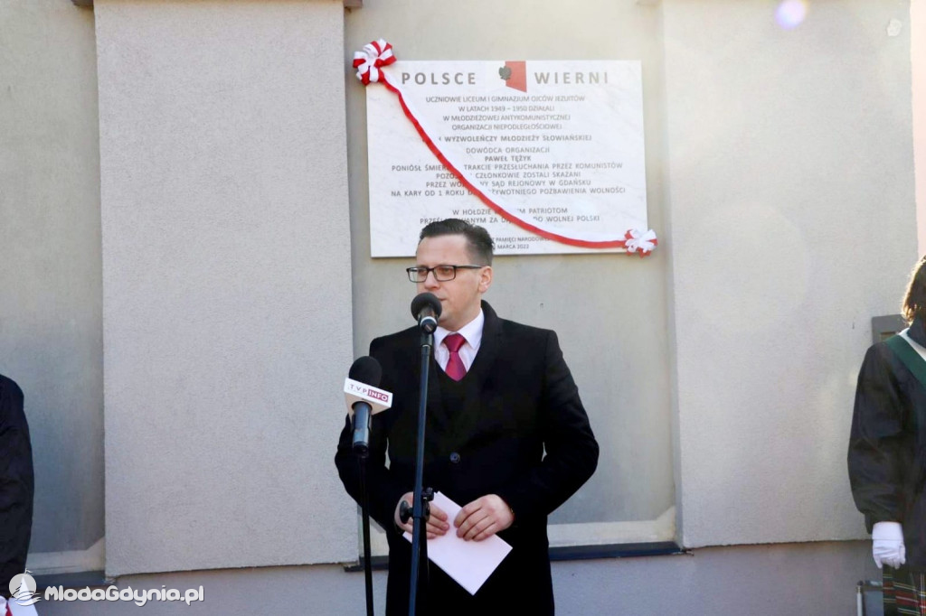 Prezes IPN dr Karol Nawrocki odsłonił tablicę u Jezuitów
