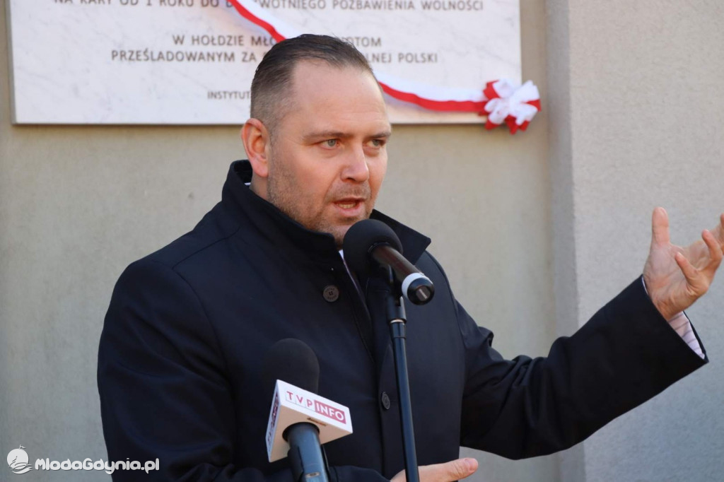 Prezes IPN dr Karol Nawrocki odsłonił tablicę u Jezuitów
