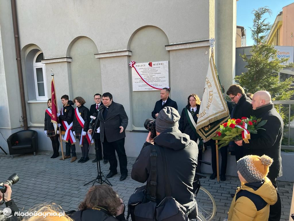 Prezes IPN dr Karol Nawrocki odsłonił tablicę u Jezuitów