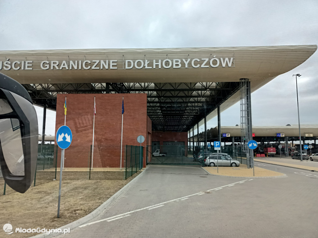 Brygada Inki pojechała po uchodźców i zawiozła dary