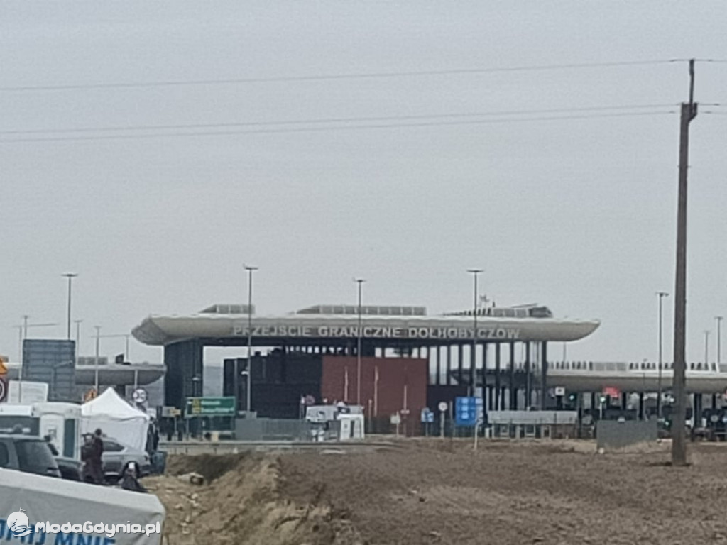 Brygada Inki pojechała po uchodźców i zawiozła dary