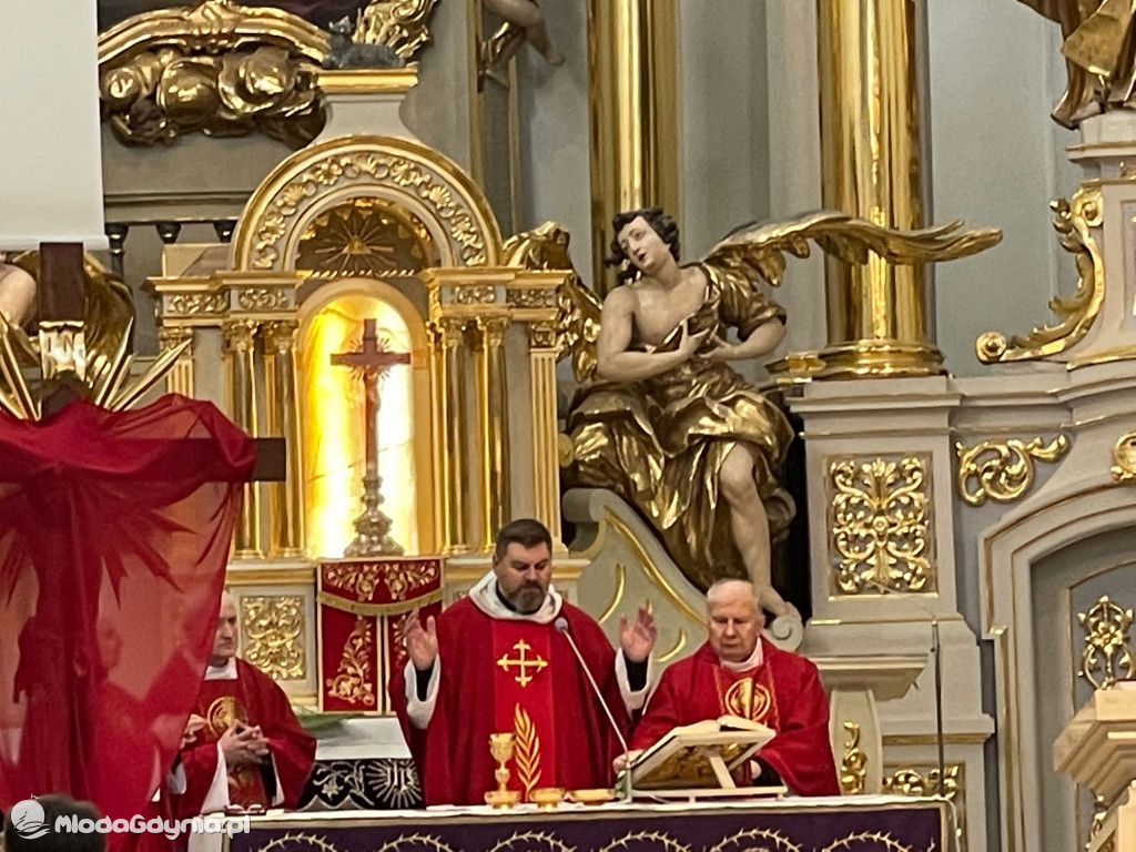 Uroczystości smoleńskie w Warszawie z udziałem Małgorzaty Zwiercan - Koemdanta Głównego OHP10.04.2022