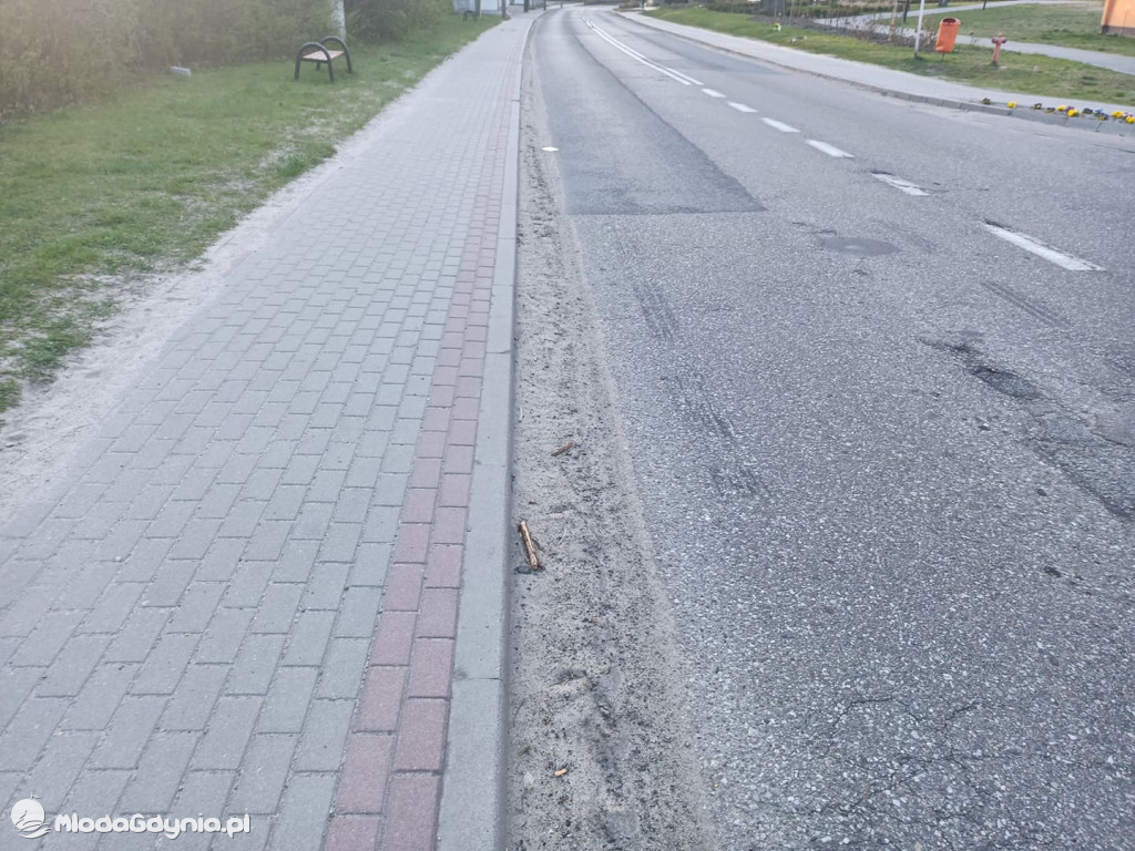 Bałagan po zimie w Czarnem