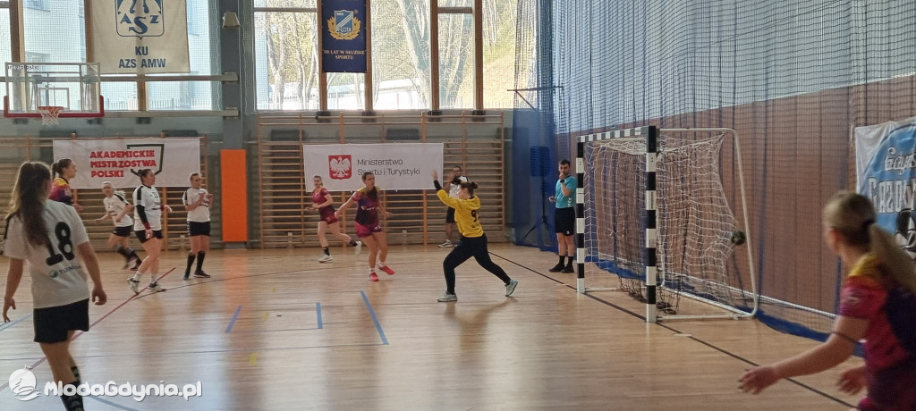 Iskra AWM Gdynia - Junak Włocławek