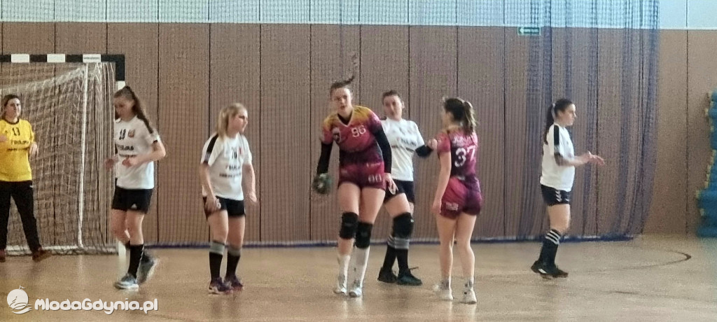 Iskra AWM Gdynia - Junak Włocławek