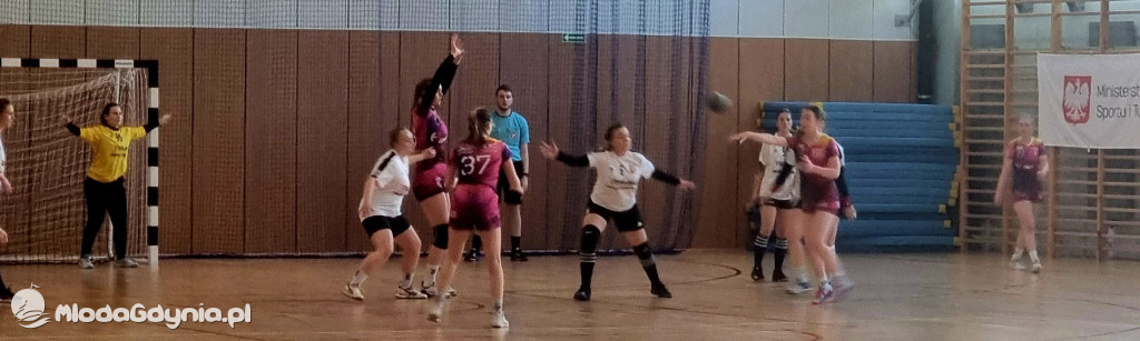 Iskra AWM Gdynia - Junak Włocławek