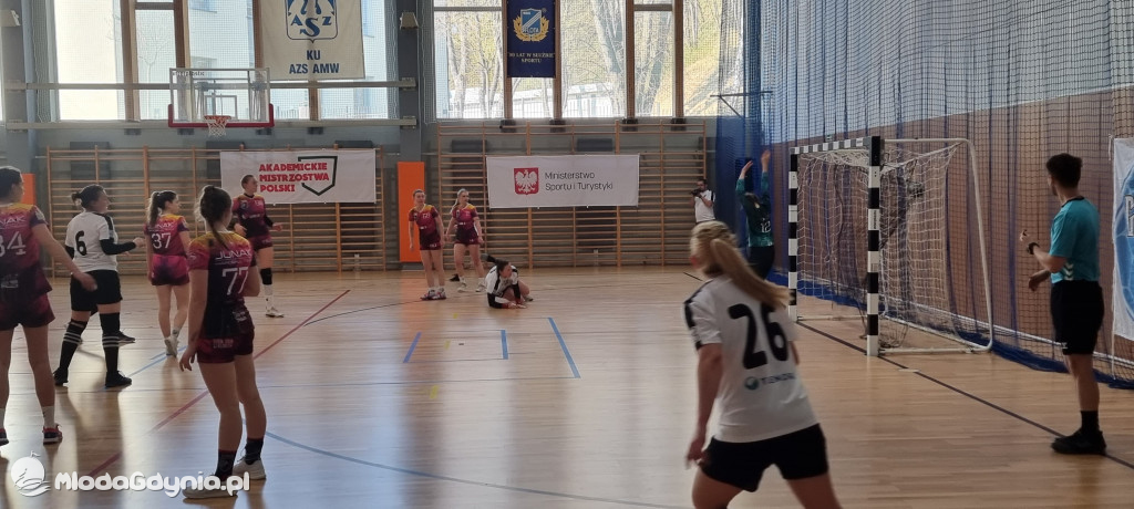 Iskra AWM Gdynia - Junak Włocławek