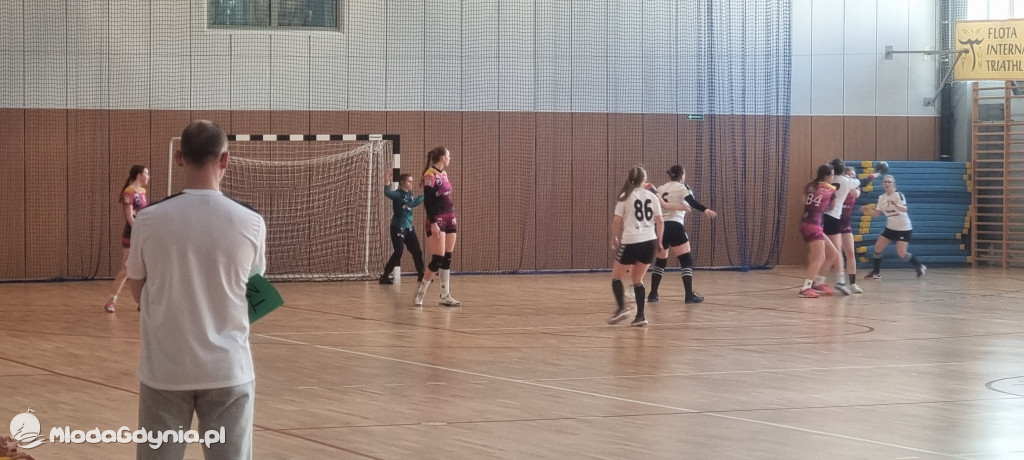 Iskra AWM Gdynia - Junak Włocławek