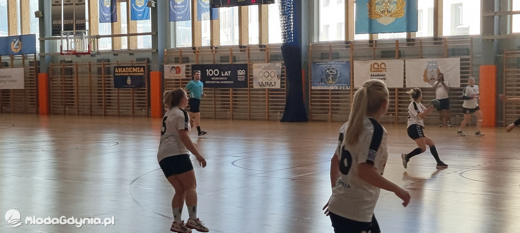 Iskra AWM Gdynia - Junak Włocławek