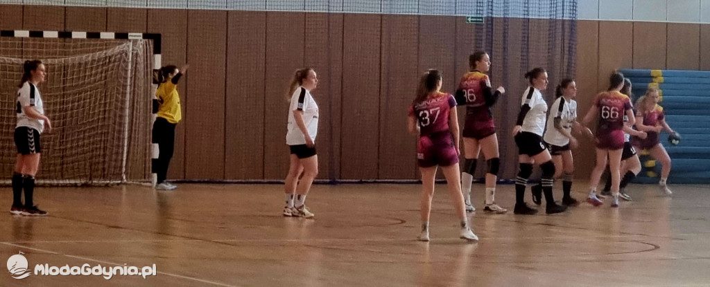 Iskra AWM Gdynia - Junak Włocławek