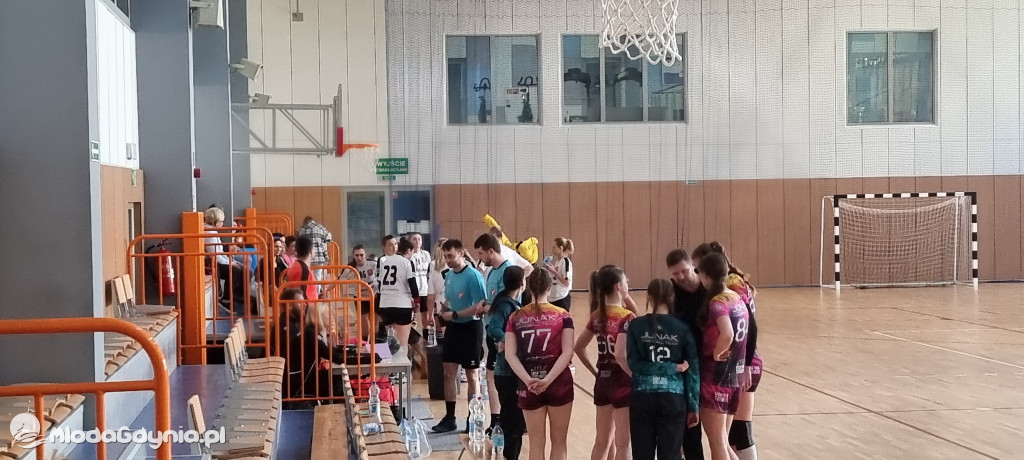 Iskra AWM Gdynia - Junak Włocławek