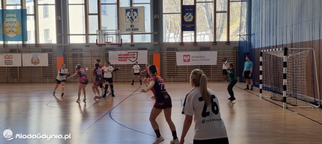 Iskra AWM Gdynia - Junak Włocławek