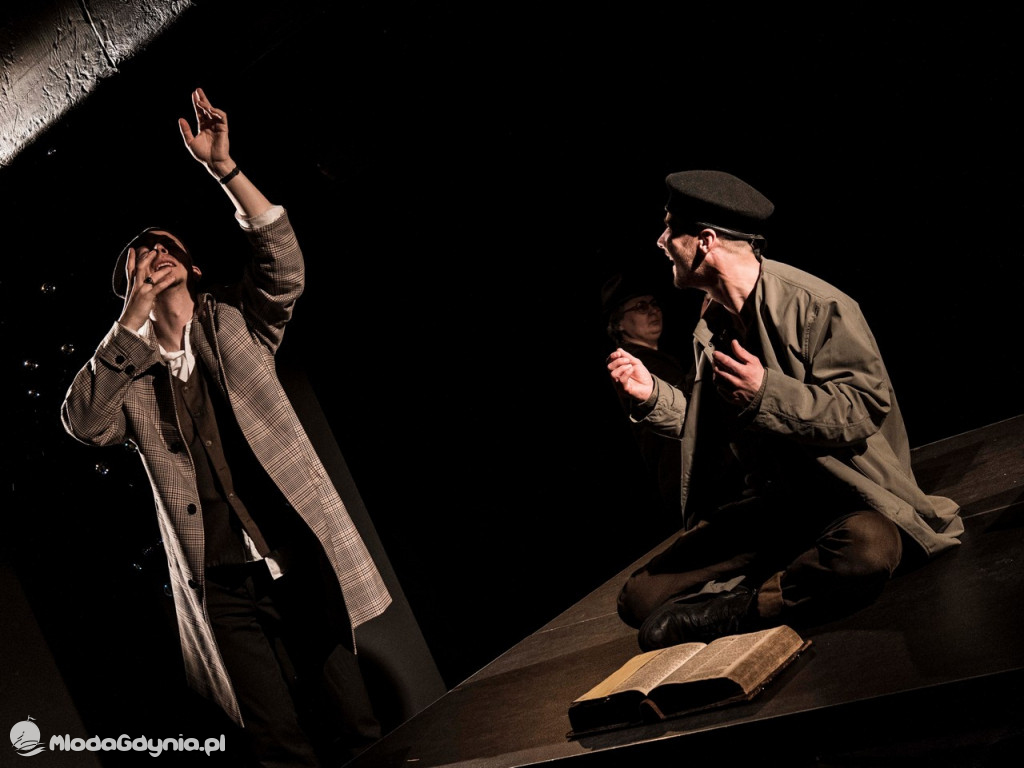 Teatr Gdynia Główna - PREMIERA - Dojrzeć do dzieciństwa