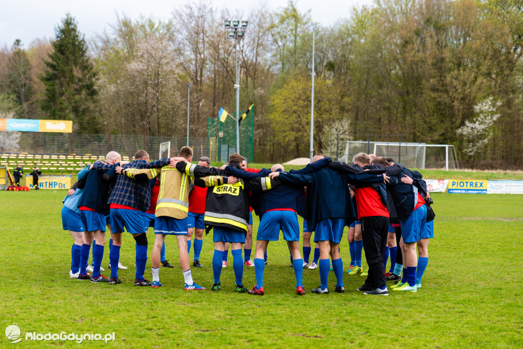 Powiat Wejherowski - Księża i samorządowcy zagrali w szczytnym celu