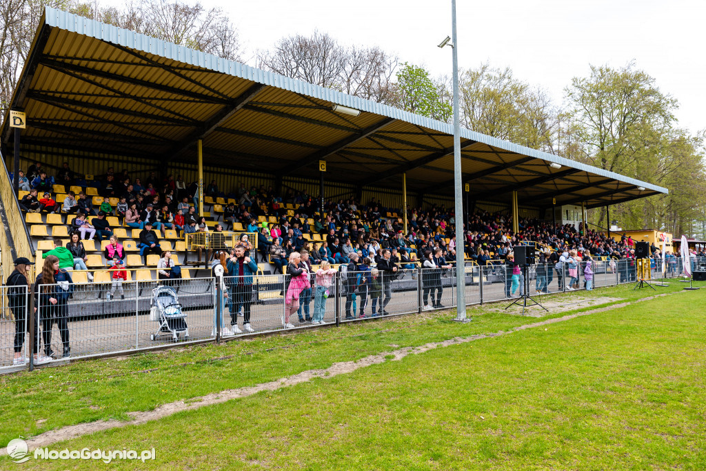 Powiat Wejherowski - Księża i samorządowcy zagrali w szczytnym celu