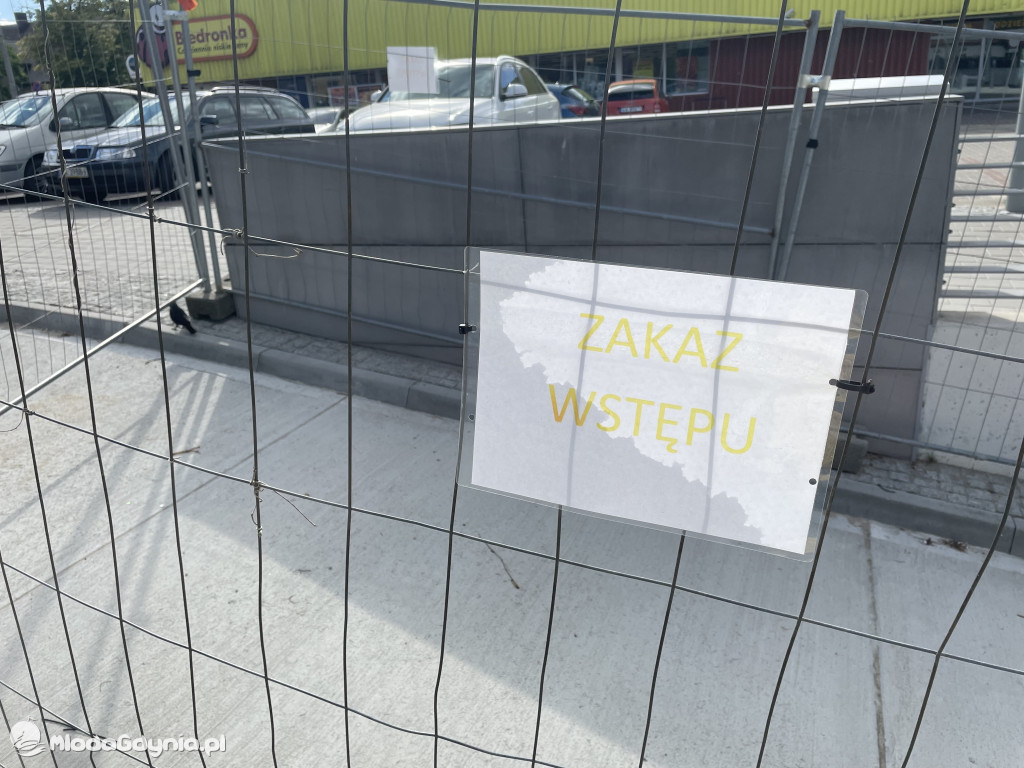 Podziemny parking na węźle Chylonia nadal zamknięty