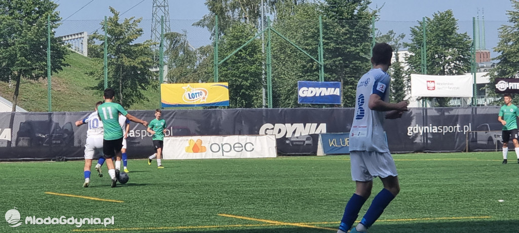 Bałtyk II Gdynia -  GTS Pruszcz Gdański 9:2 (3:1)