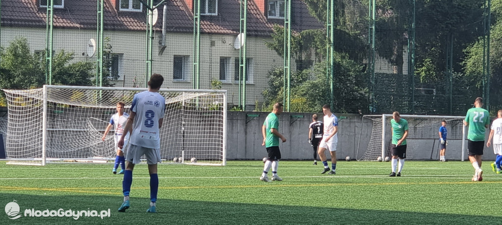 Bałtyk II Gdynia -  GTS Pruszcz Gdański 9:2 (3:1)