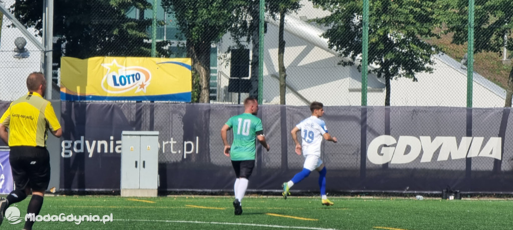 Bałtyk II Gdynia -  GTS Pruszcz Gdański 9:2 (3:1)