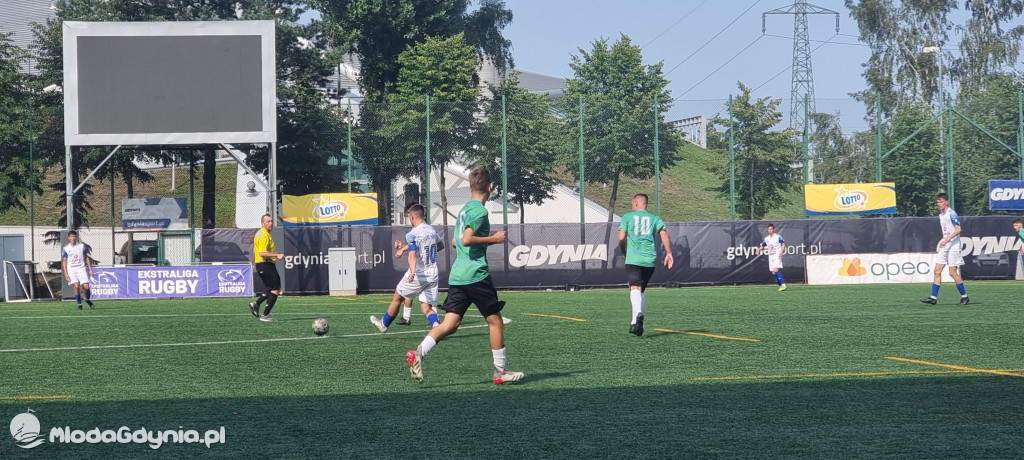 Bałtyk II Gdynia -  GTS Pruszcz Gdański 9:2 (3:1)